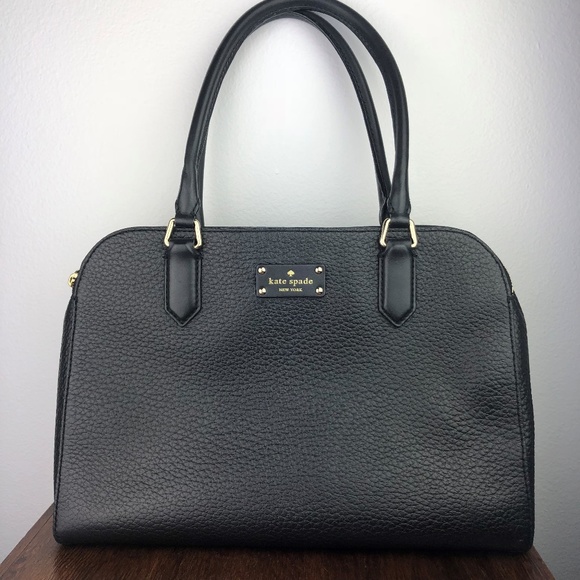 kate spade Handbags - Large Kate Spade Purse